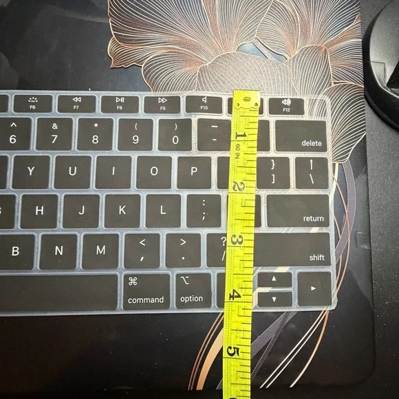 Clear Keyboard Cover with Black Keys - Picture 4 of 5